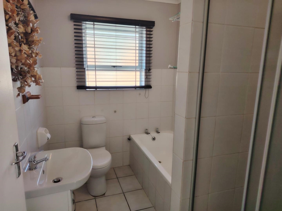 To Let 2 Bedroom Property for Rent in De Tuin Western Cape